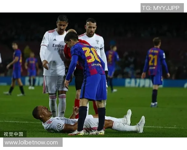 中超精彩对决巴萨与本菲卡激战成平局引发全场热烈反响